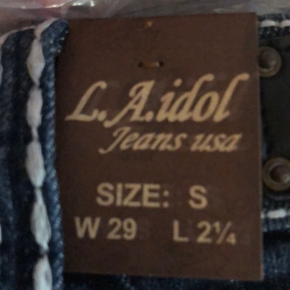 ‼️LAST 1‼️ NWT 💋 LA IDOL FRINGED JEAN SHORT Sz XS - Picture 8 of 10